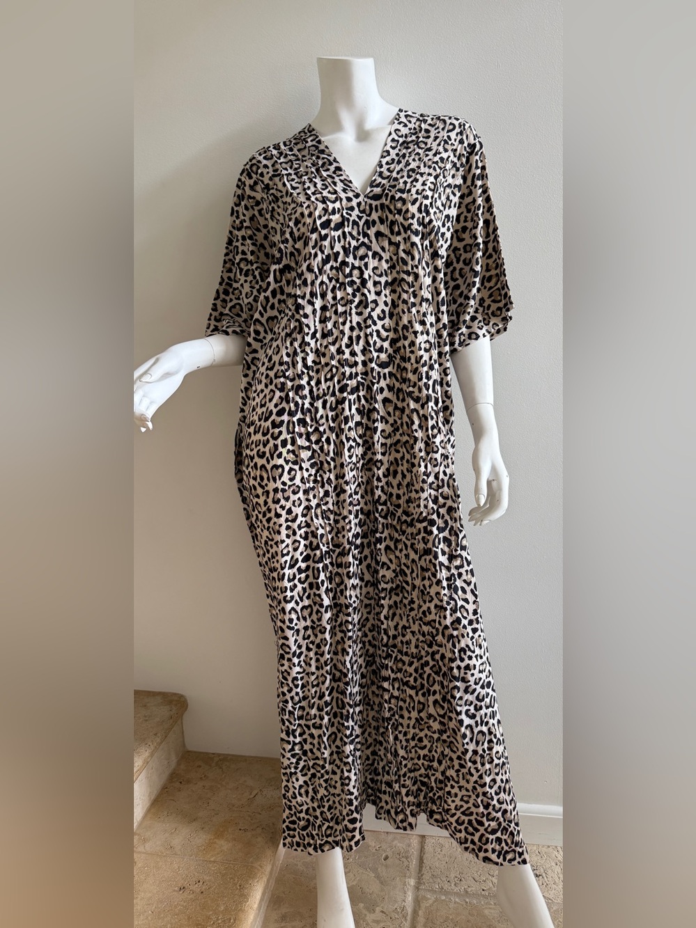 StylePark1 V-Neck Short Sleeve Maxi Dress Rayon One Size Animal Leopard Print